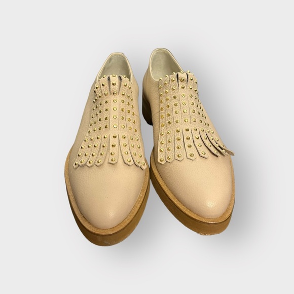 David Tyler Cream Gold Leather Studded Fringe Flats - Picture 2 of 6